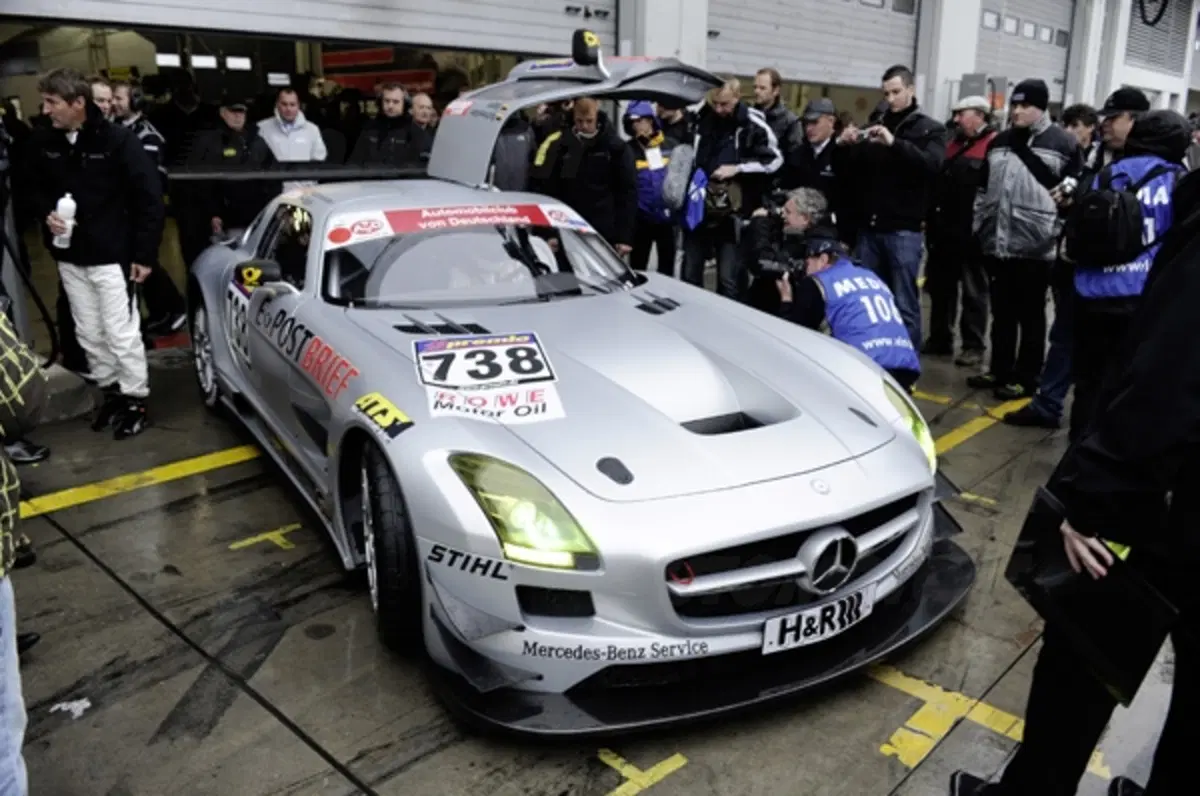 Debutto al 'Ring per la Mercedes SLS AMG GT3 (5)