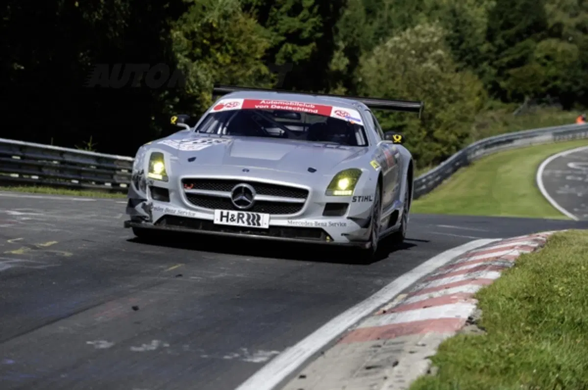 Debutto al 'Ring per la Mercedes SLS AMG GT3 (9)