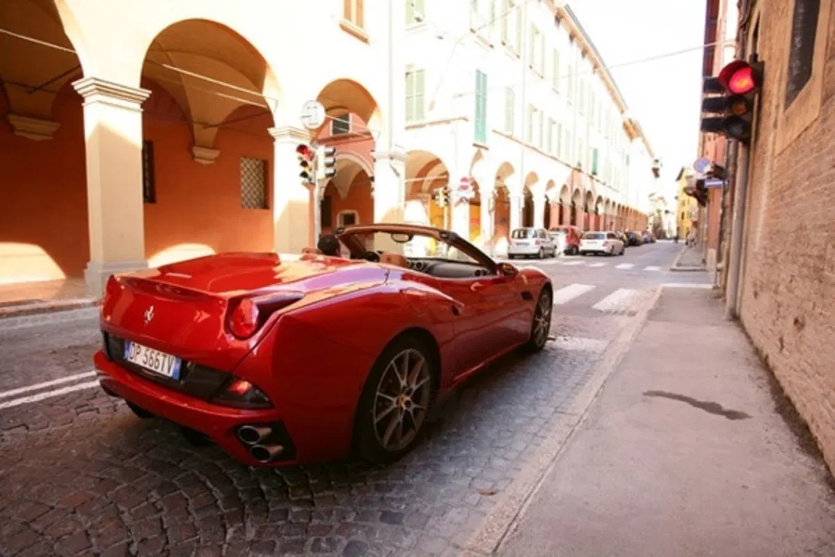 Ferrari California HELE (2)