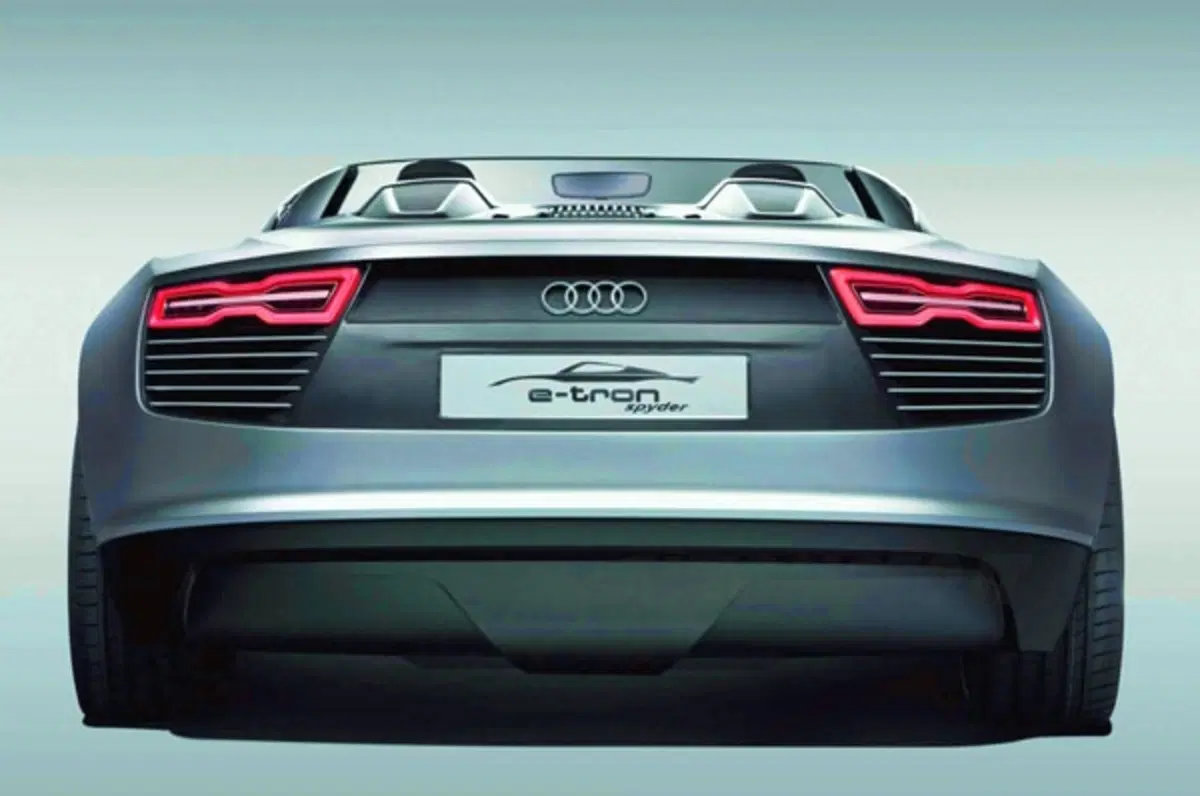 Audi e-Tron Spyder Concept (6)