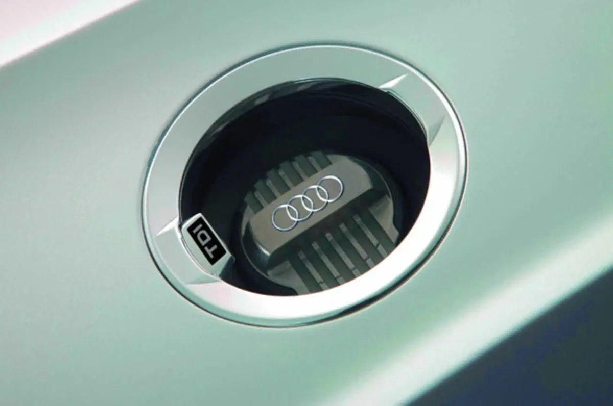 Audi e-Tron Spyder Concept (20)