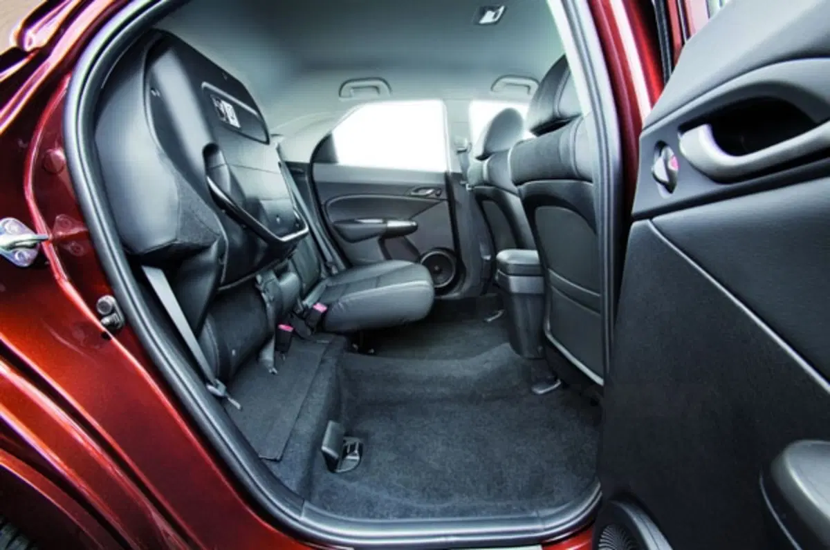 Honda Civic M.Y. 2011 (4)