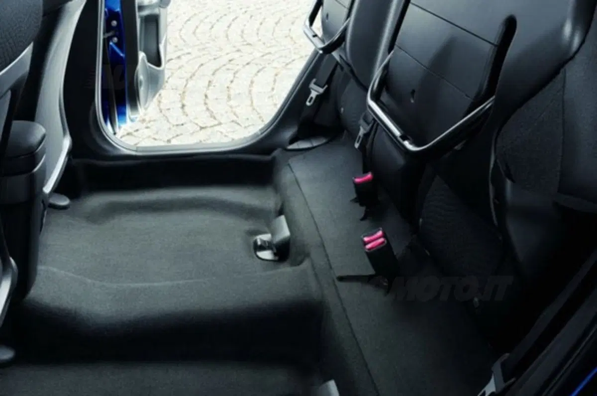 Honda Civic M.Y. 2011 (7)