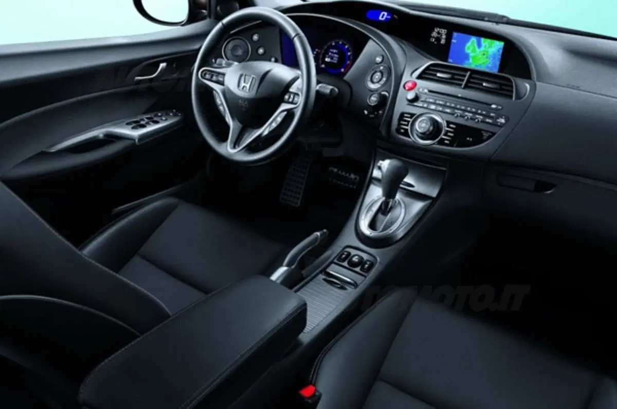 Honda Civic M.Y. 2011 (8)