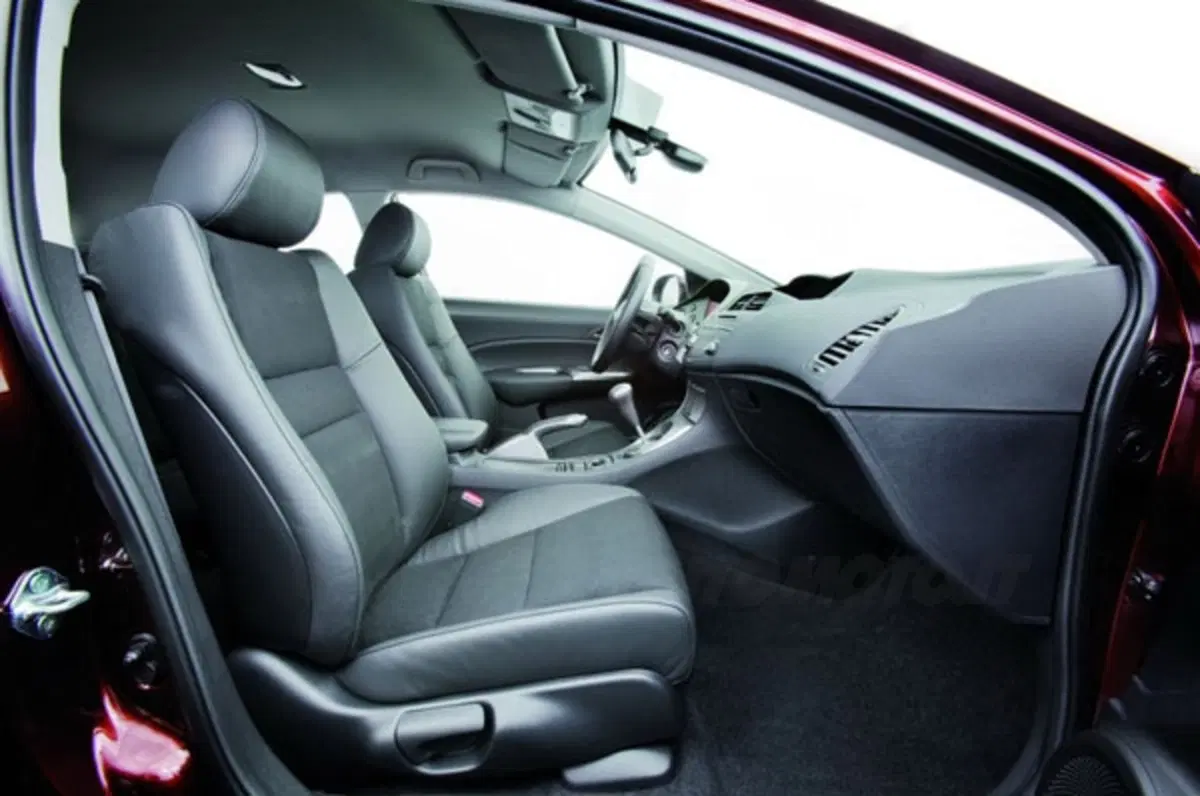 Honda Civic M.Y. 2011 (9)