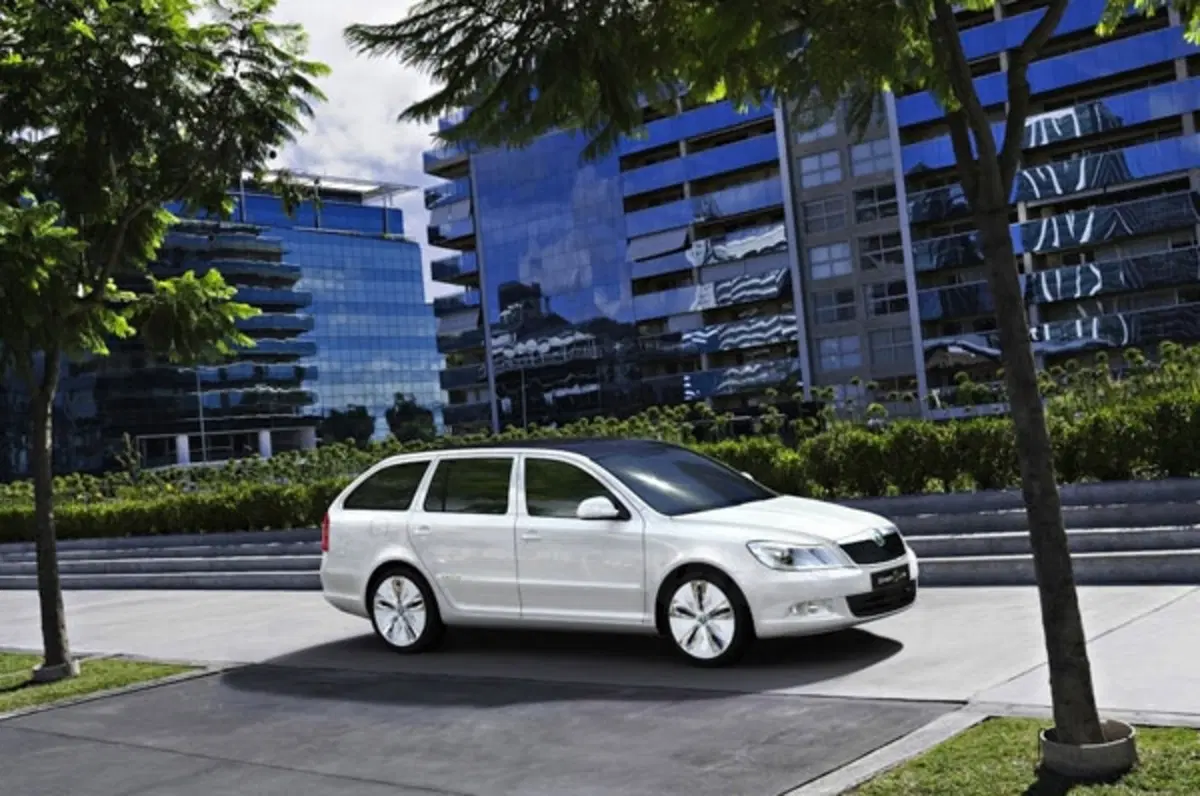 Skoda Octavia E Green Line