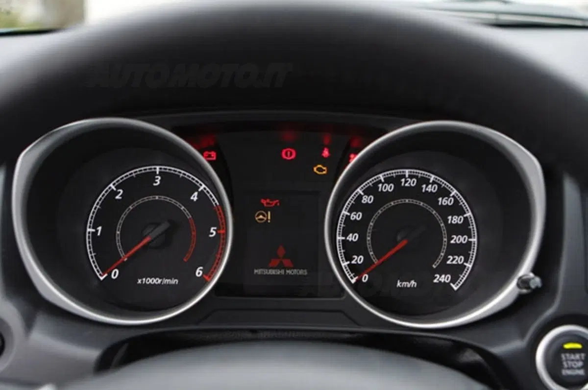 Mitsubishi ASX (21)