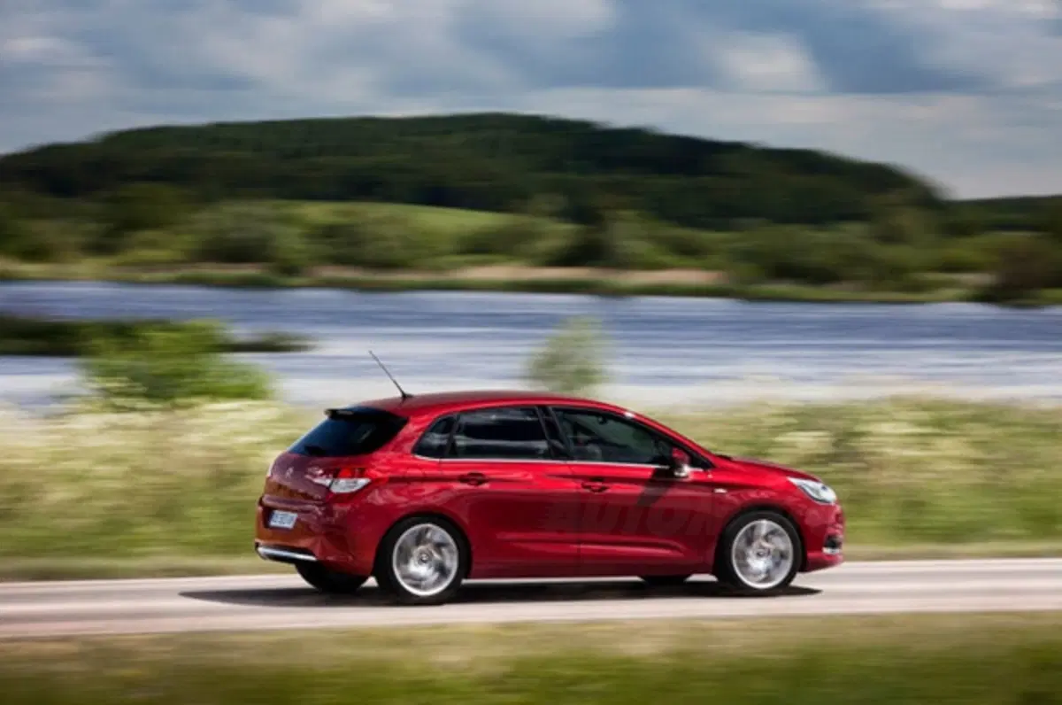 nuova Citroen C4: si parte da 16.300 euro (10)