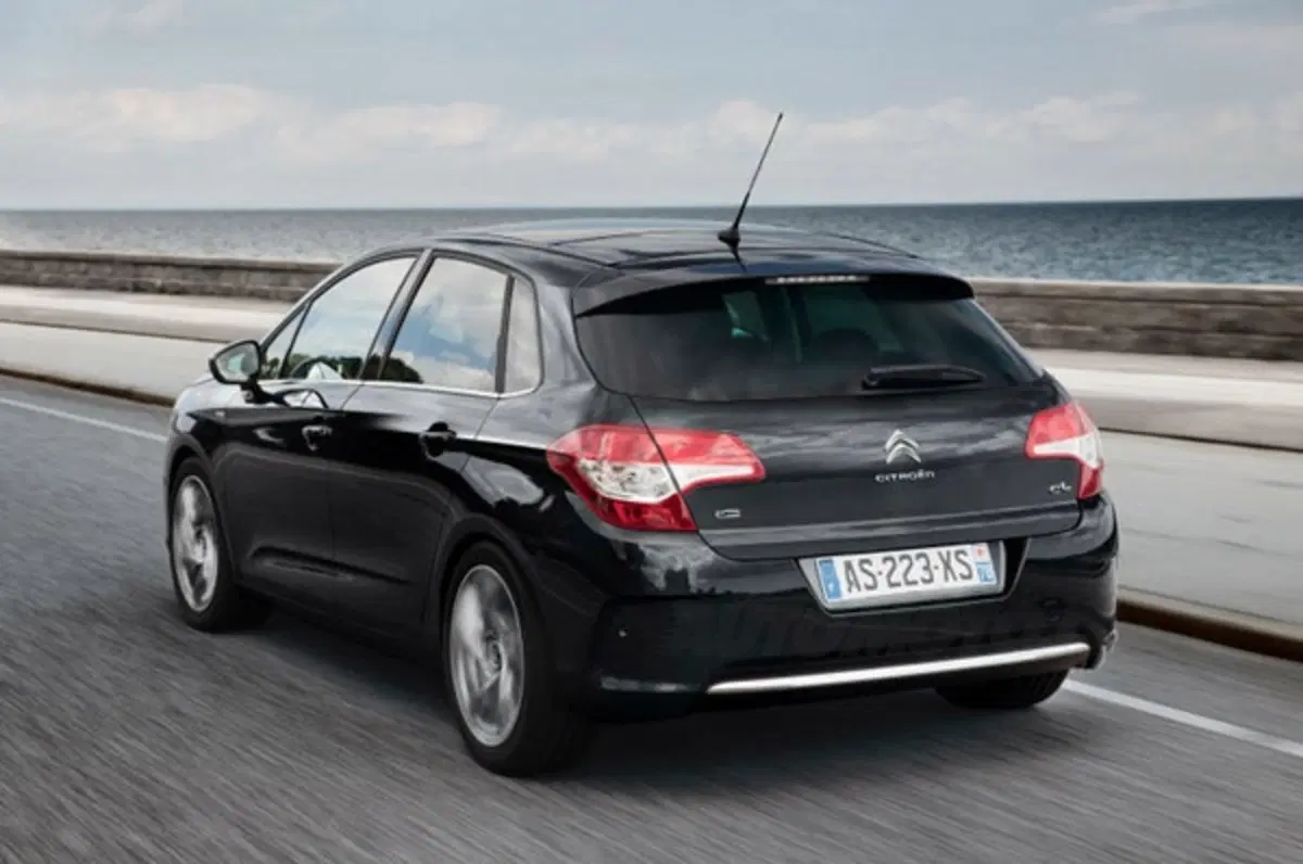 nuova Citroen C4: si parte da 16.300 euro (11)