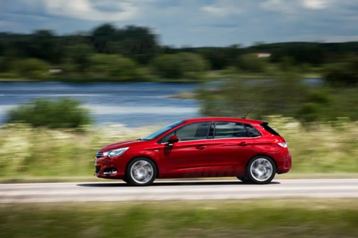 nuova Citroen C4: si parte da 16.300 euro (12)