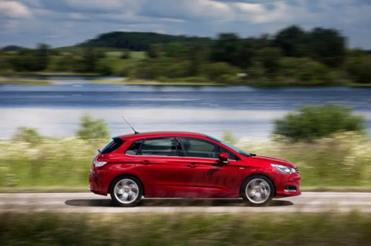 nuova Citroen C4: si parte da 16.300 euro (13)