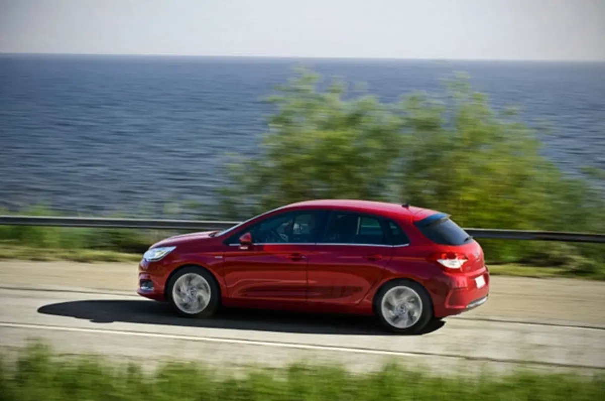 nuova Citroen C4: si parte da 16.300 euro (15)