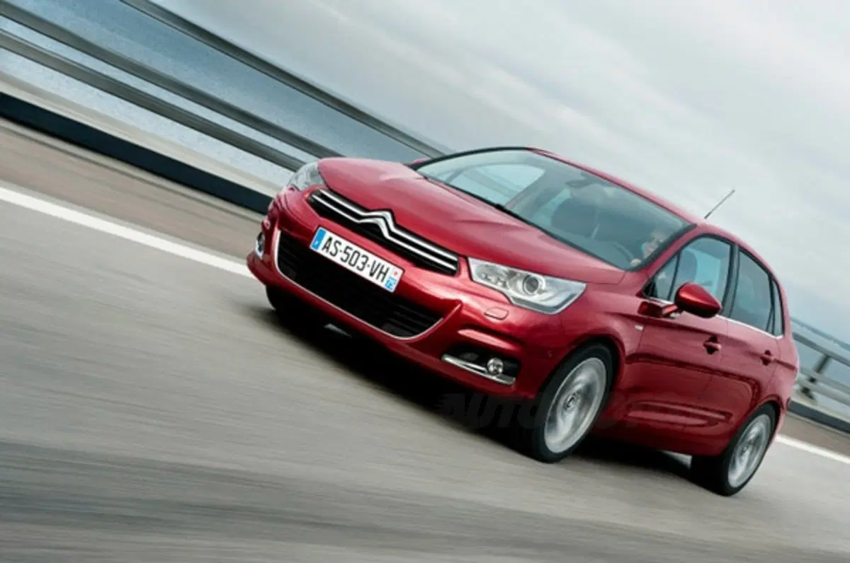 nuova Citroen C4: si parte da 16.300 euro (16)
