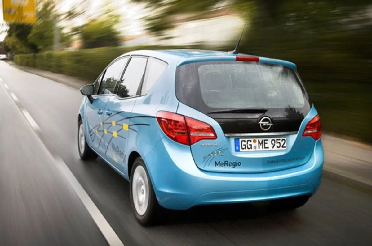 Opel Meriva EV (2)