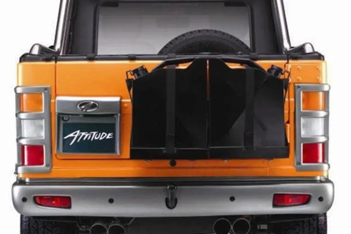 Mahindra Bolero Attitude (4)