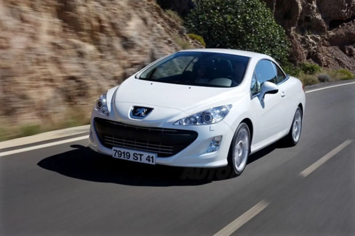 Peugeot 308 CC THP 200 CV (2)