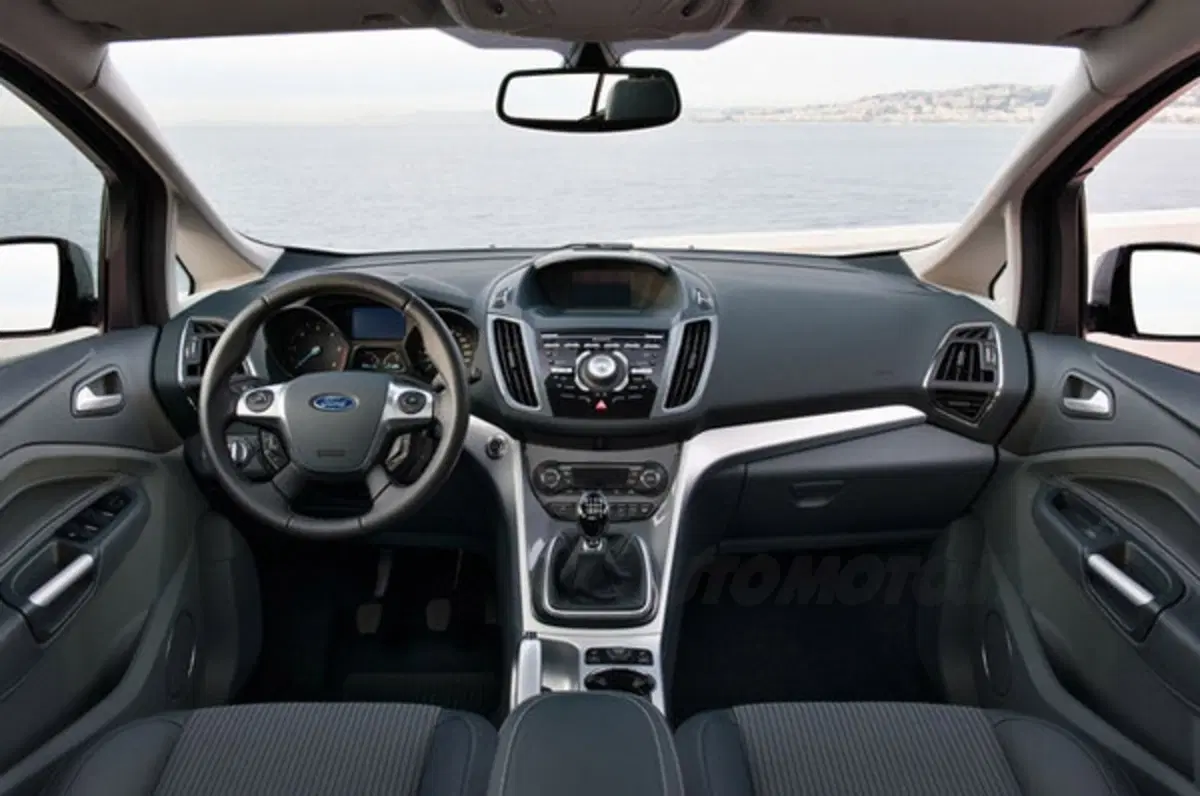 Ford C-Max e C-Max7 (14)