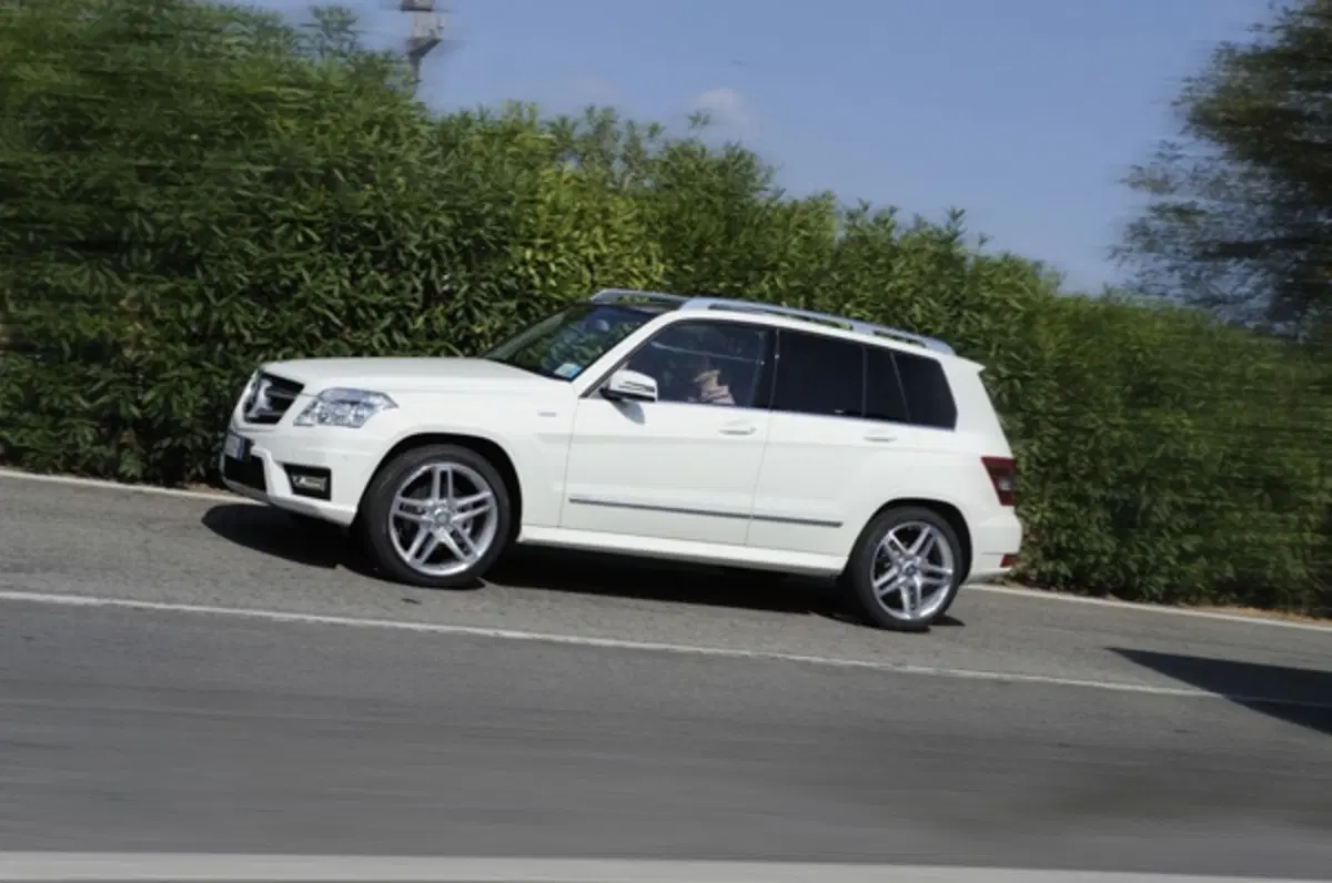 Mercedes GLK 2011: Sport e Premium (13)