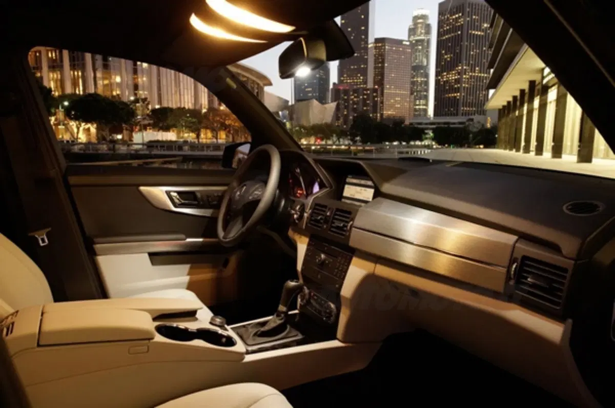Mercedes GLK 2011: Sport e Premium (37)