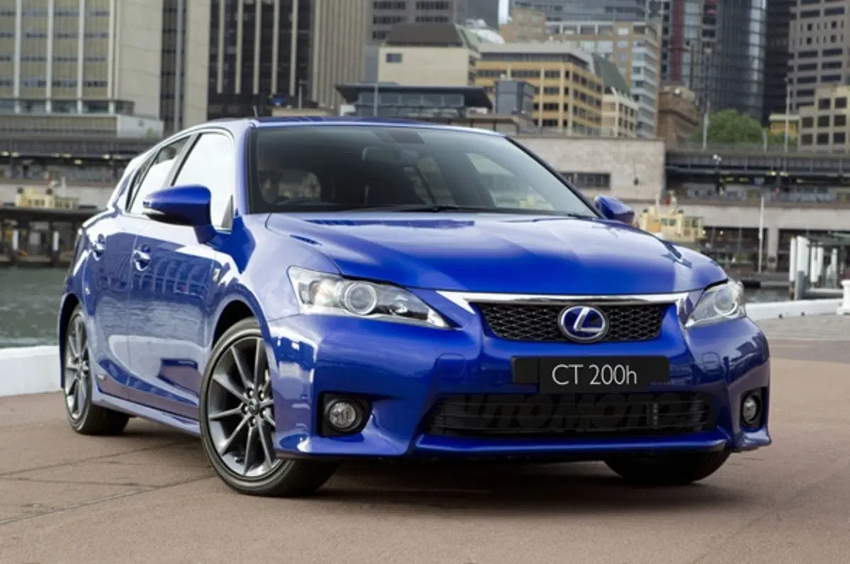 Lexus CT 200h F Sport (5)