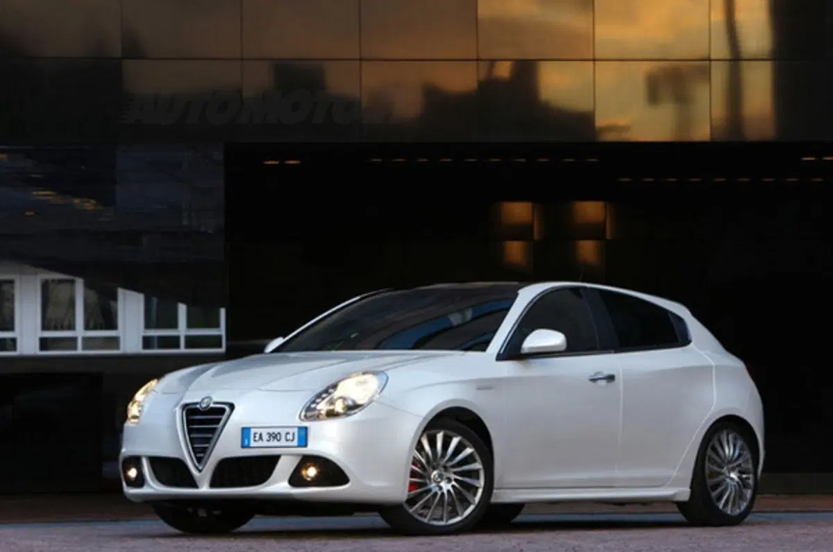 Alfa Romeo Giulietta è Auto Europa 2011 (3)
