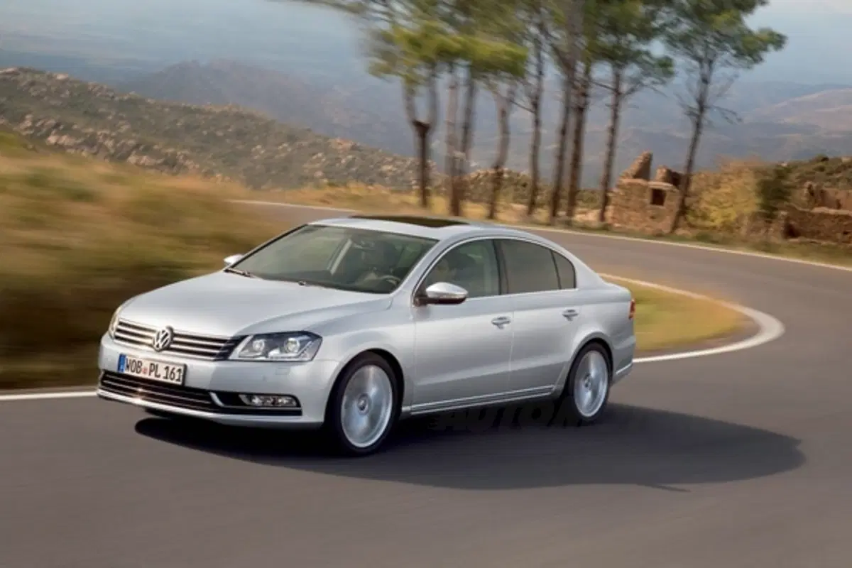 Volkswagen Passat: i prezzi per l'Italia (3)