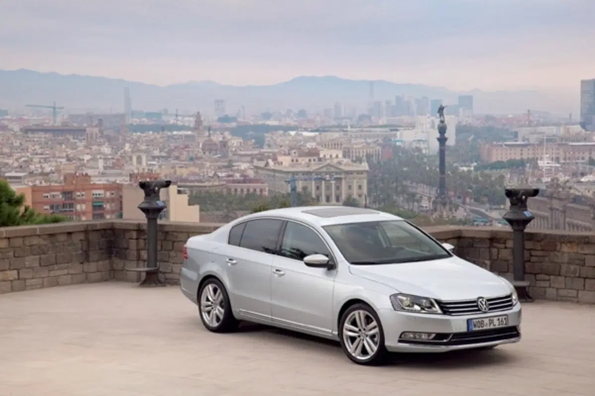 Volkswagen Passat: i prezzi per l'Italia (4)