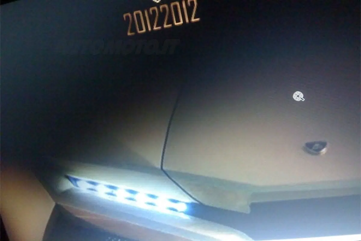 Lamborghini Jota: immagini top secret