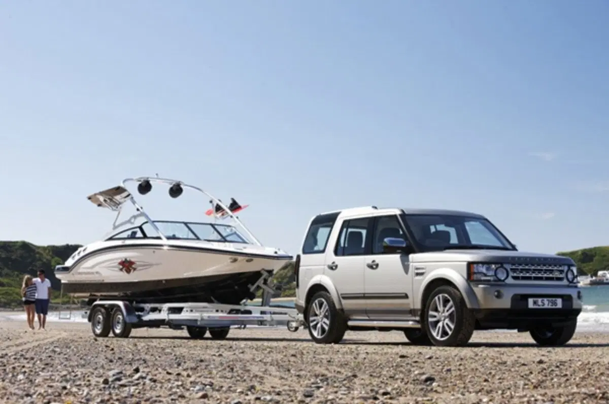 Land Rover Discovery 4 M.Y. 2011 (10)