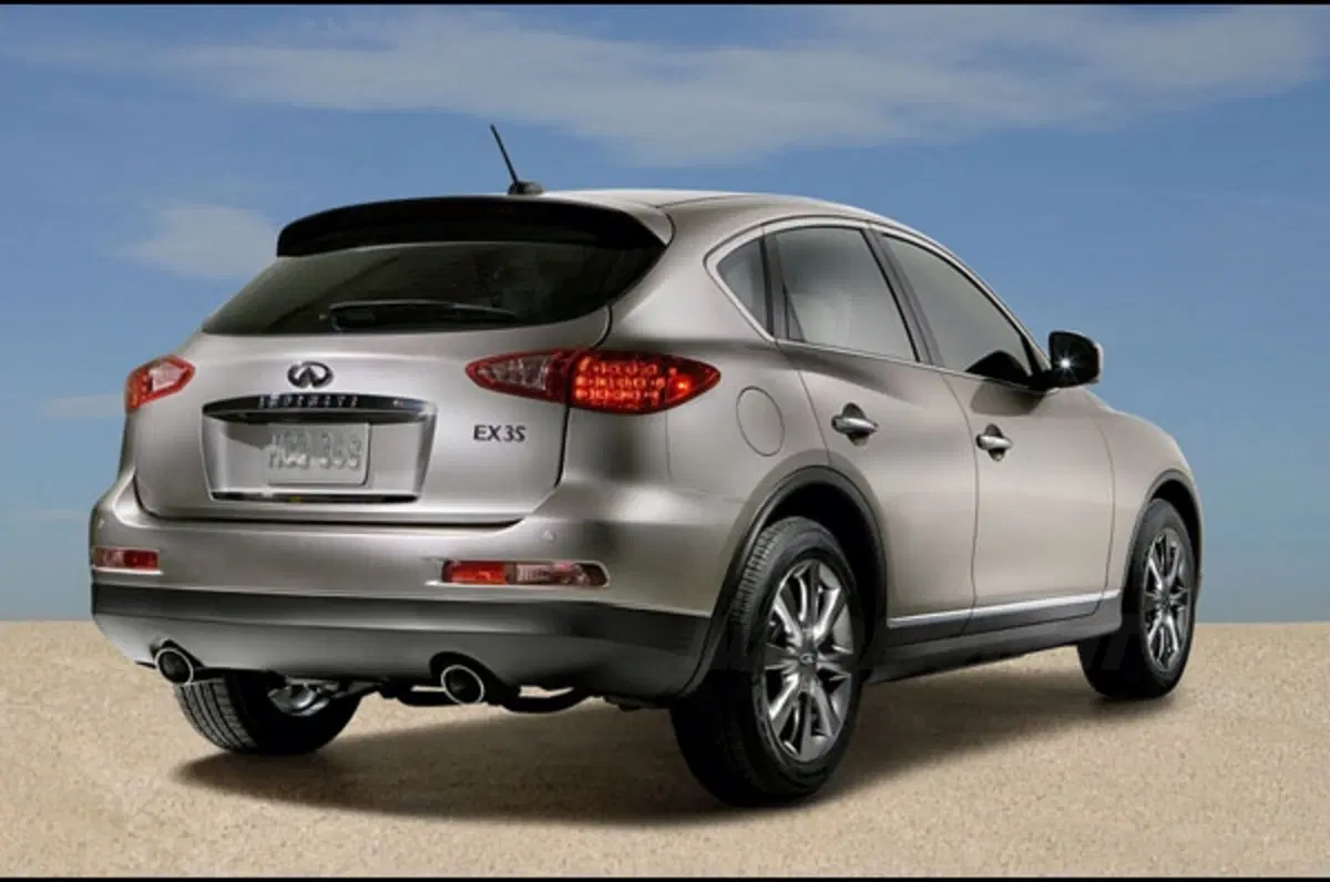 Infiniti EX 35 M.Y. 2011 (2)