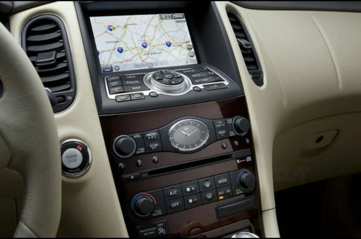 Infiniti EX 35 M.Y. 2011 (5)