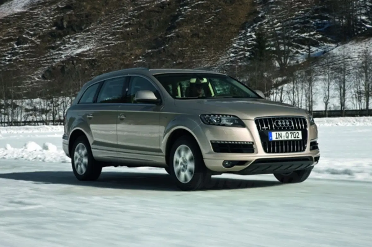 Audi Q7 3.0 TDI 204 CV (5)