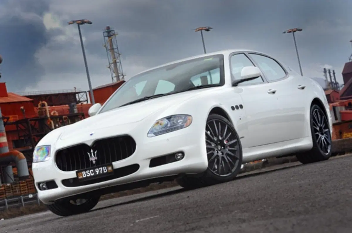 Maserati Quattroporte Sport GT S MC Sportline (4)