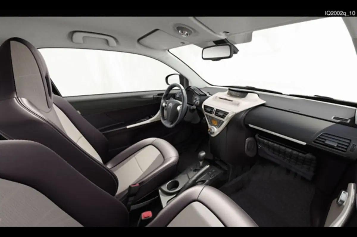 Toyota iQ alla mostra “Laboratorio Schifano” (7)