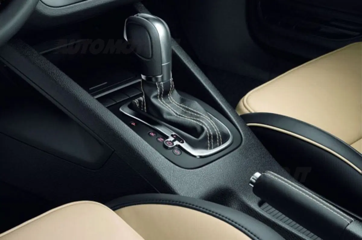 Volkswagen EOS Exclusive (18)
