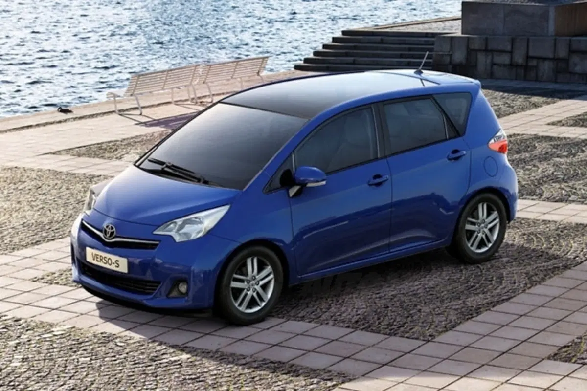Toyota Verso-S - preview (2)