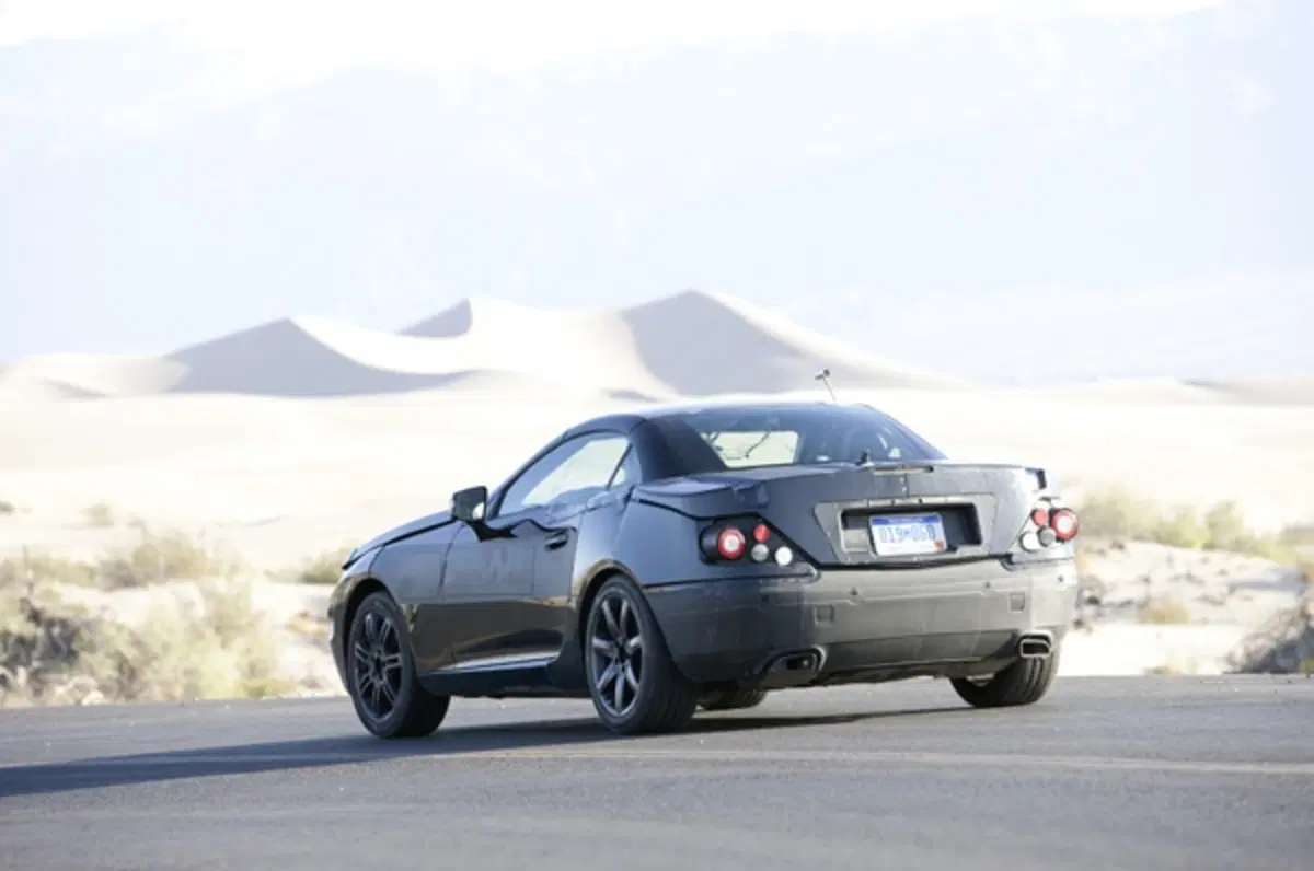 Mercedes SLK 2011 - prime immagini ufficiali