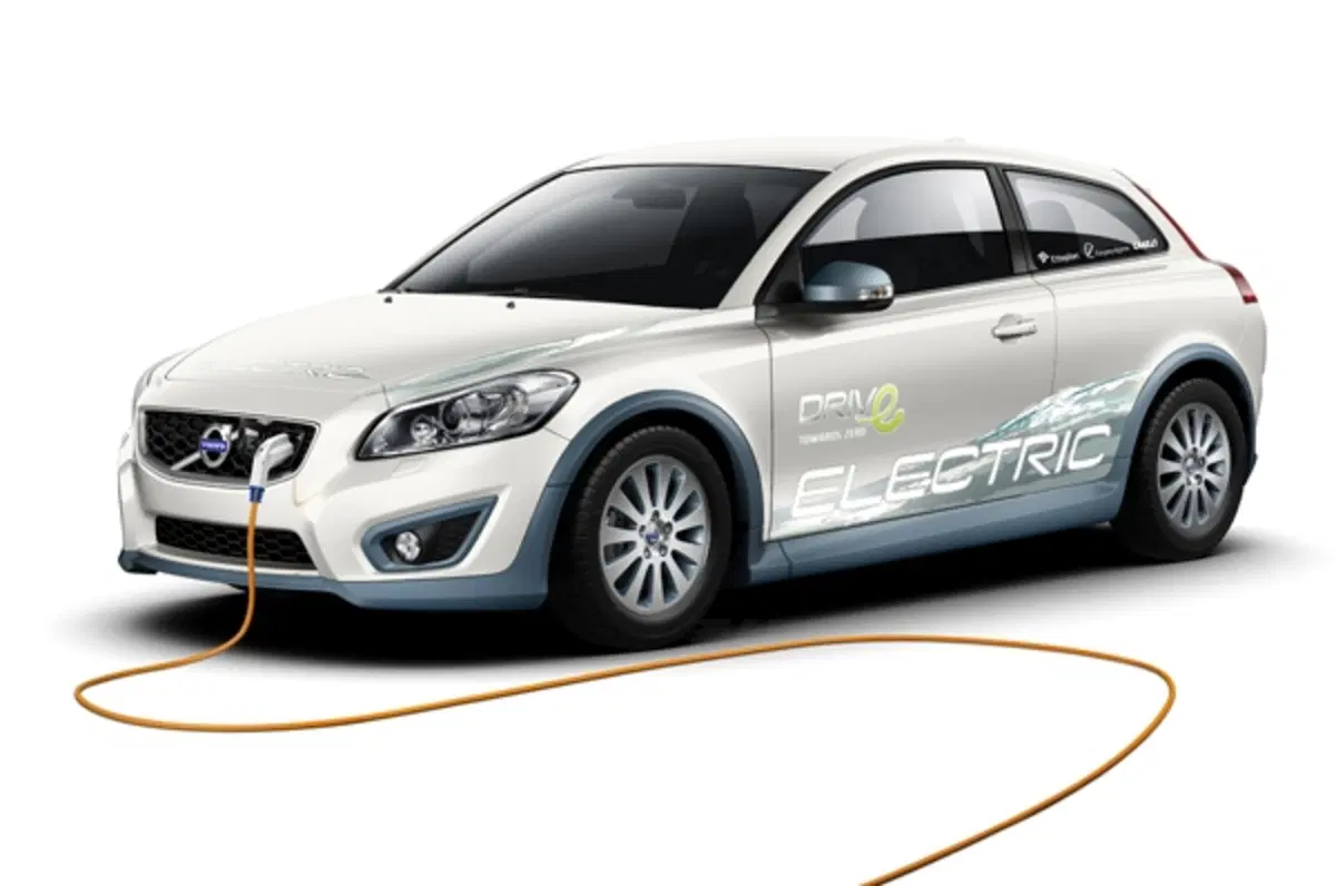 Volvo: celle combustibile come power extender (2)