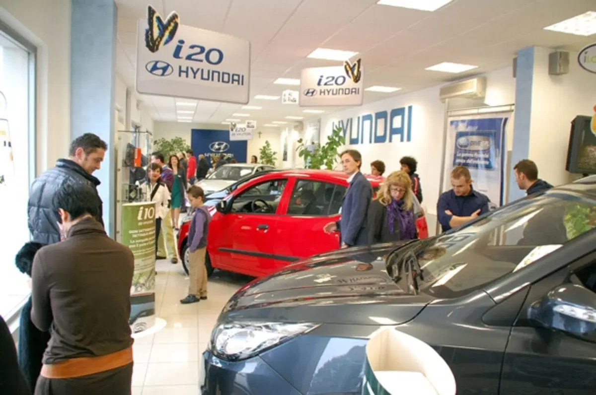 Consegnata a Verona la i30 del concorso Porte Aperte 2010 (7)