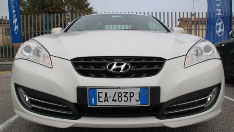 Hyundai Genesis Coup&egrave;: primo avvistamento