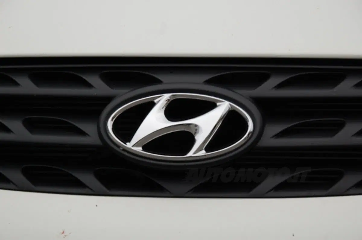 Hyundai Genesis Coupè: primo avvistamento (14)