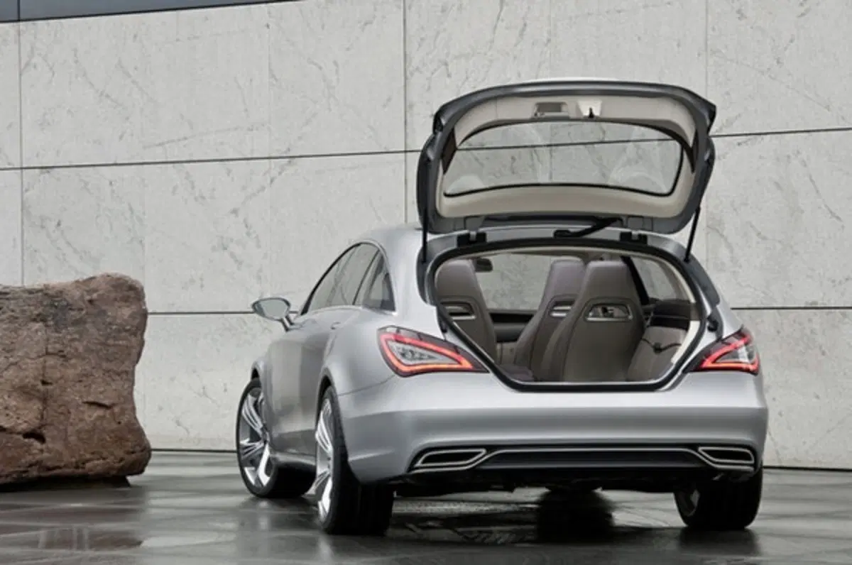 Mercedes CLS Shooting Brake: nel 2012 in concessionaria (8)