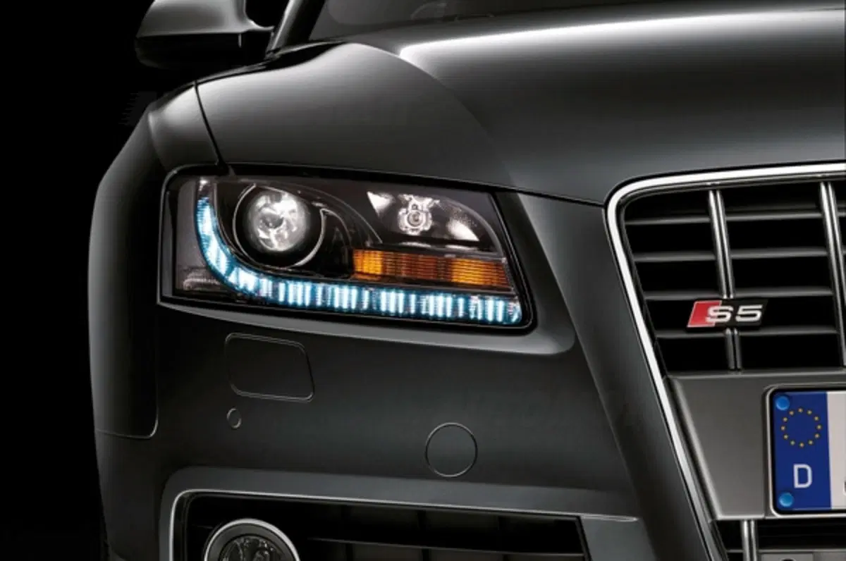 Audi: arriva la TT RS S Tronic a sette rapporti (4)