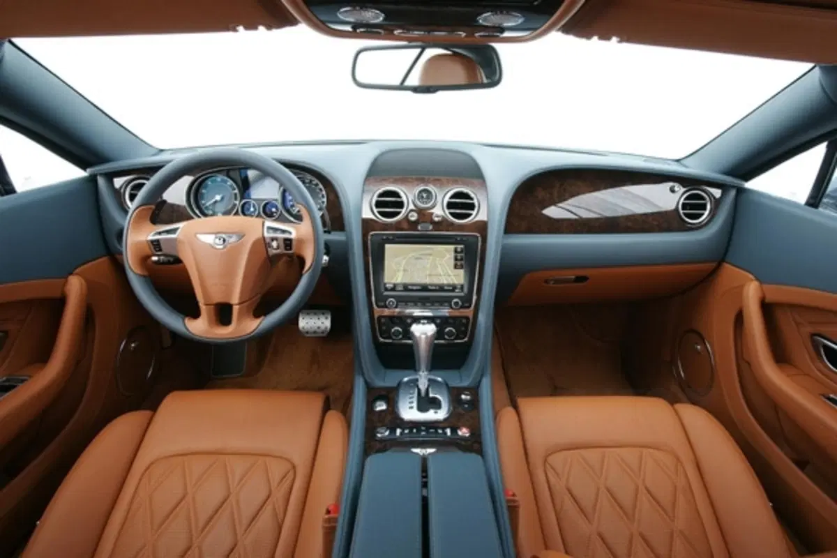Bentley Continental GT (2)