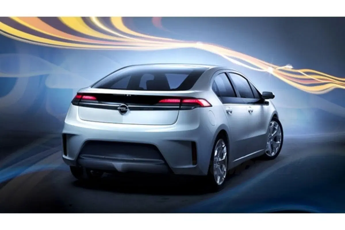 Opel Ampera: costerà 42.900 euro (2)