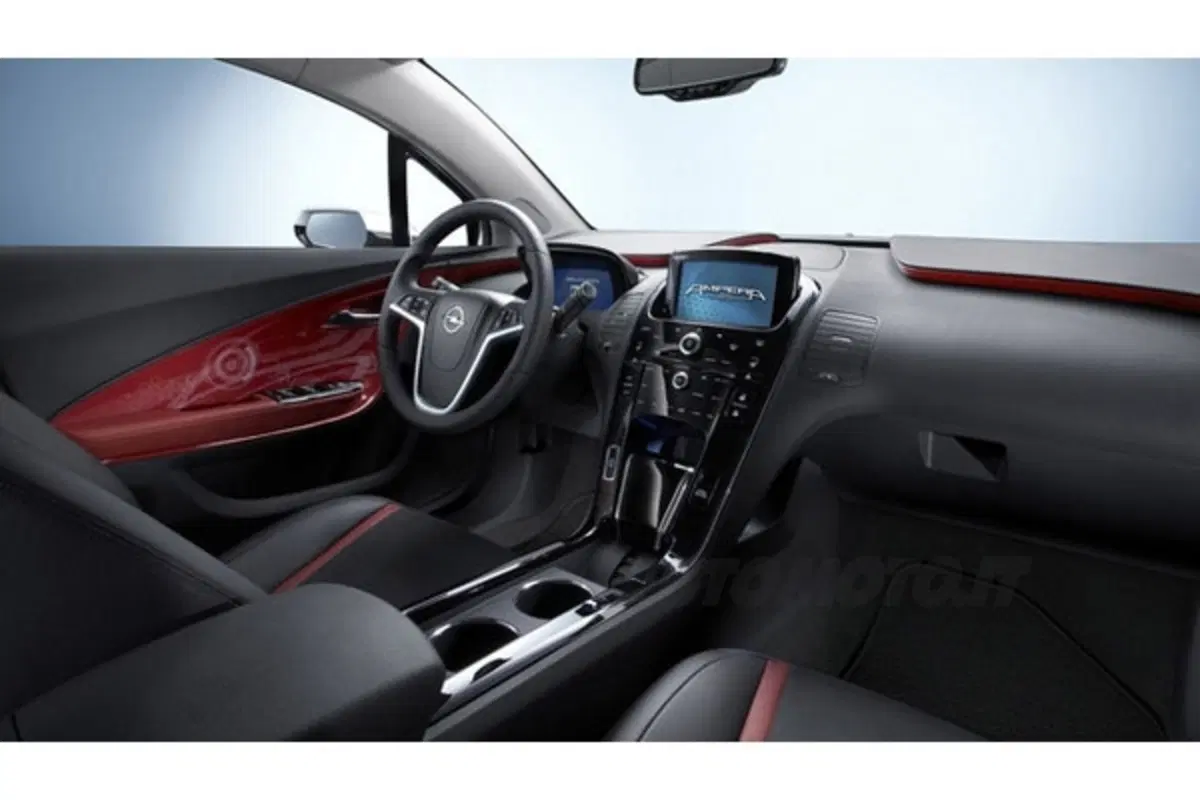 Opel Ampera: costerà 42.900 euro (17)