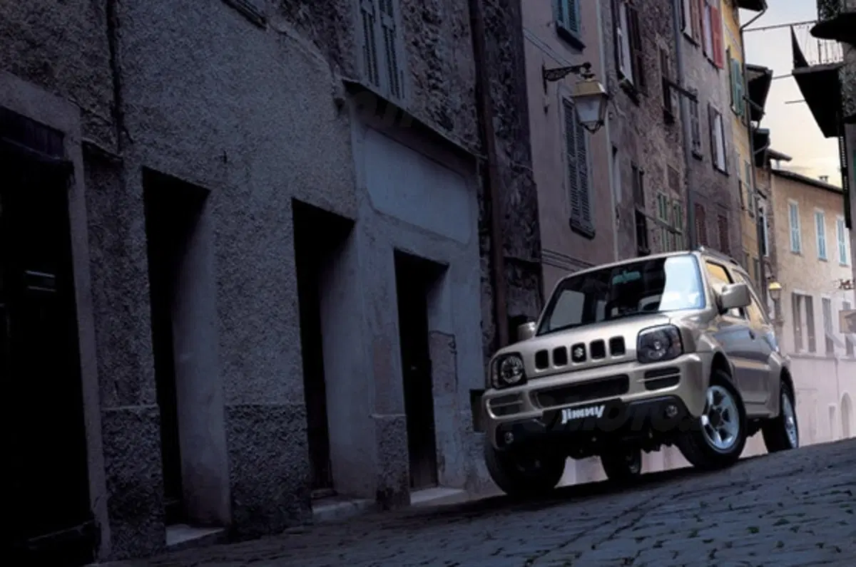 Suzuki Jimny 2011 (7)