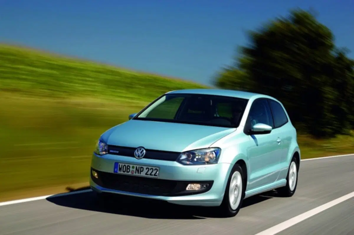 Volkswagen Polo 1.2 70 CV BlueMotion (2)