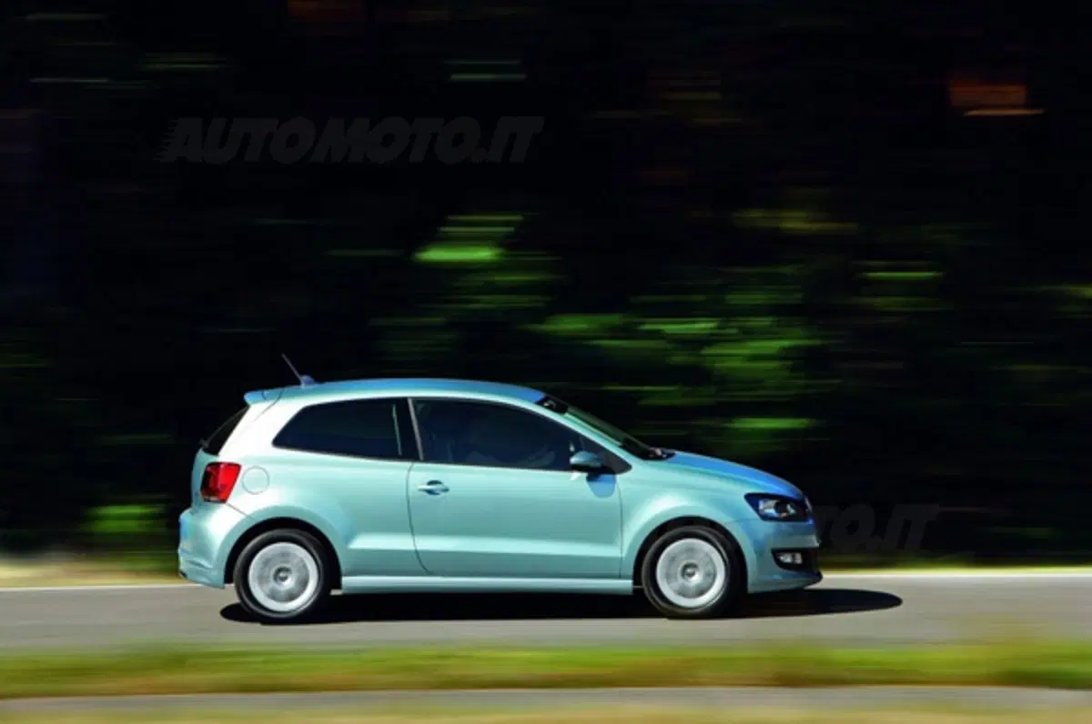 Volkswagen Polo 1.2 70 CV BlueMotion (5)