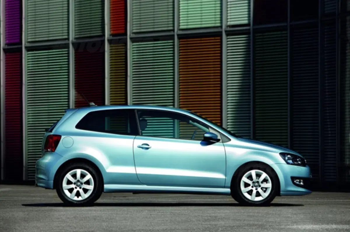 Volkswagen Polo 1.2 70 CV BlueMotion (10)